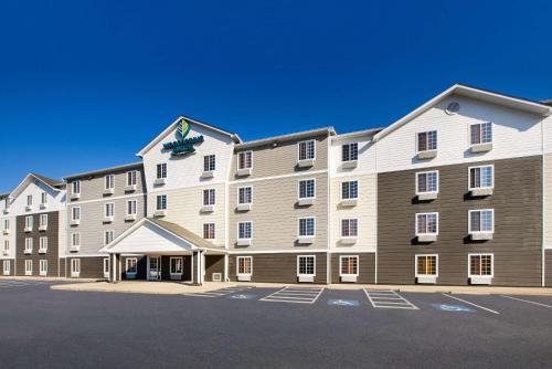 Groveport Hotel | WoodSpring Suites Columbus Southeast
