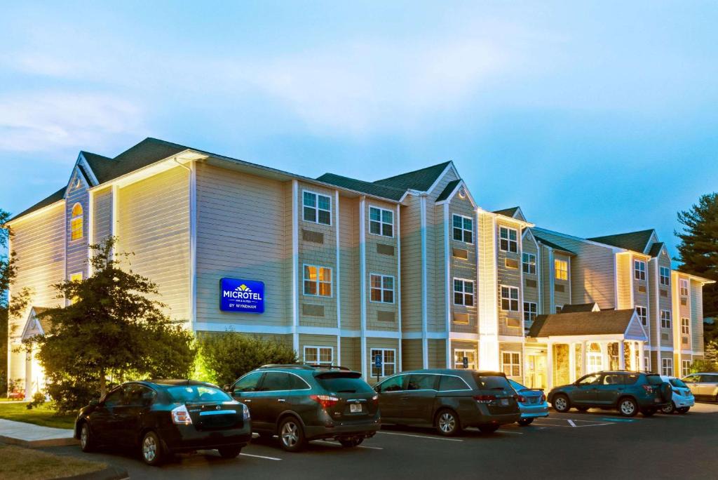 York Hotel | York Microtel Inn & Suites by Wyndham