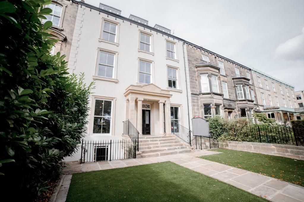 Harrogate Apartment | York Place One