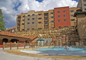 1,500 SqFt SCENIC VIEW 2-Bedroom Condo with FREE Chula Vista Waterpark Passes!