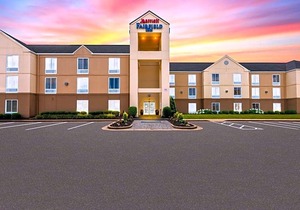 2-Star Hotel ∙ Fairfield Inn by Marriott Evansville East