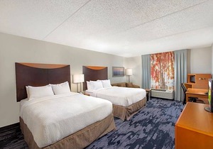2-Star Hotel ∙ Fairfield Inn by Marriott Evansville East