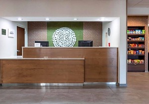 2-Star Hotel ∙ Fairfield Inn by Marriott Evansville West