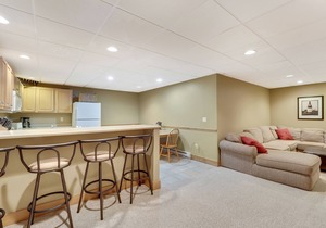 689 Disciples Village Condo | Fireplace | Sleeps 8 | Easy Access to Chairlift