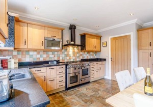 Alnmouth Close to beach with Private parking.