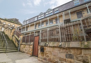 Alnwick VI, ALNWICK