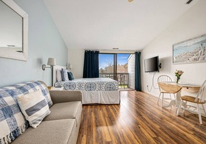 🏖️ Bay View Couples Retreat @ The Shores | Wow Views | Direct Beach Access ➠ 5586