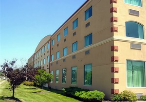 Best Western Airport Inn & Suites Cleveland