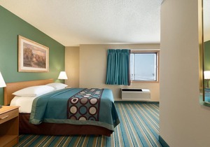 Coratel Inn & Suites New Richmond - 1 King Bed Non-Smoking