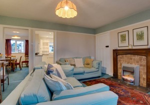 House ∙ 2 bedrooms ∙ 5 guests