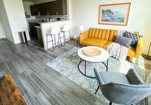 Sleepover: Bright 1BD/1BA + Gym - Downtown Cincinnati