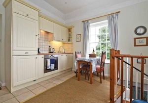 THE OLD WATCHTOWER, romantic, country holiday cottage in Alnmouth