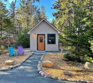 Acadia Yurts Southwest Harbor 