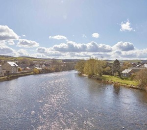 Host Strathview 