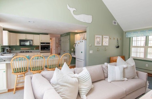 South Chatham House | 0.6 Miles to Beach Great for families!
