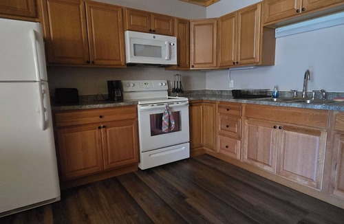 Pukwana House | 1 bdrm, duplex, pup friendly, private fenced in yard, no pet fee!