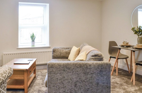 Wing Cottage | 1 bedroom accommodation in Brampton