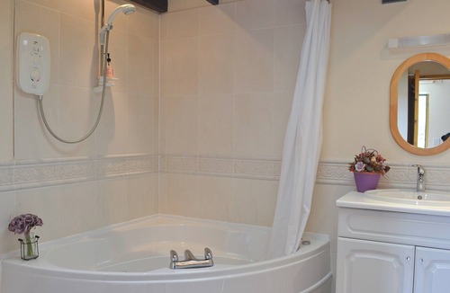 Drumnadrochit Cottage | 1 bedroom accommodation in Drumnadrochit, by Inverness