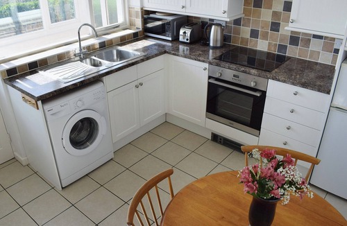 Brading Cottage | 1 bedroom accommodation in Brading