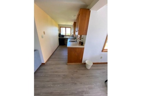 Oak Bluffs Cottage | 1-Bedroom cottage, 200ft from the beach