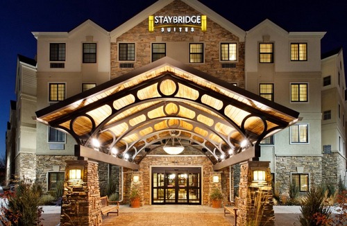 Dearborn Condo | 1 Bedroom | Indoor Pool, Hot Tub, Free Breakfast