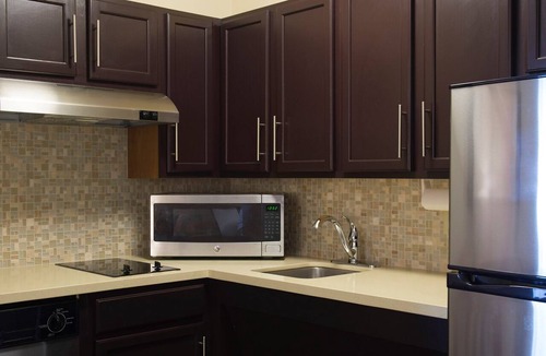 Fargo Apartment | 1 Bedroom Suite | Free Breakfast, Gym & On-site Parking