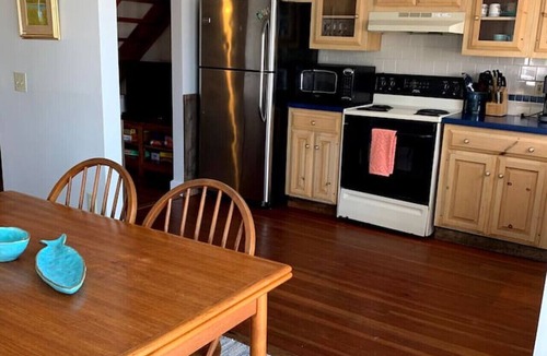 Matunuck Villa | 1 BR beach townhouse, 1 block from Ocean!