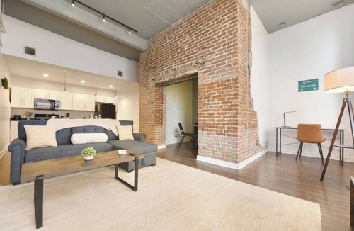 Cultural District Apartment | 1 BR Downtown Pittsburgh with Best Roof Top View