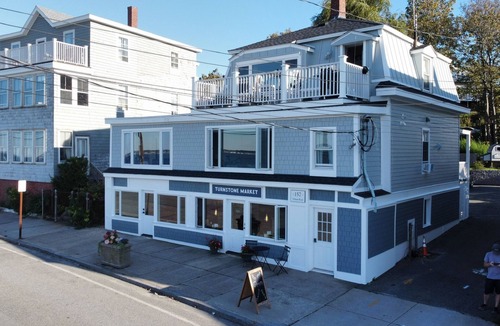 Nahant Apartment | 1 BR Penthouse Apartment Overlooking Short Beach in Nahant