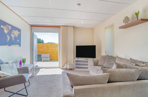 Moffat Cottage | 1 Ladyknowe - UK39970