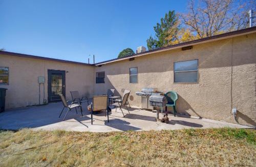 Portales House | 1 Mi to ENMU: Portales Family Home w/Yard!