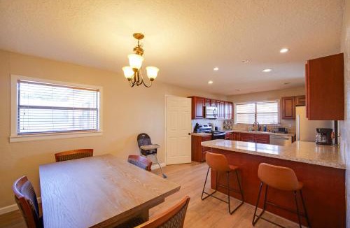 Portales House | 1 Mi to ENMU: Portales Family Home w/Yard!