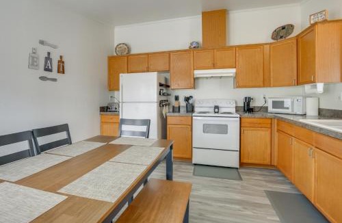 Portales Apartment | 1 Mi to Main Street: Cozy Retreat in Portales