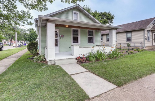 Sandusky House | 1 Mi to Water & Dtwn: Lake Erie Family Getaway