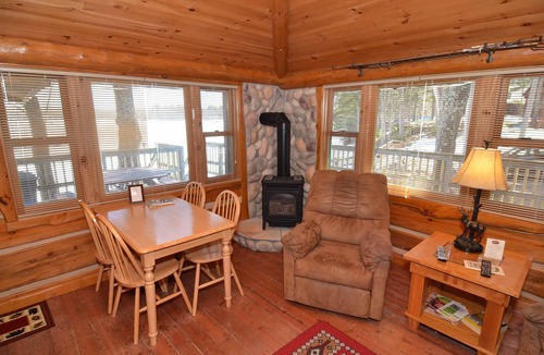 Hayward House | 1 ROOM 1 BATHROOM SLEEPS 2