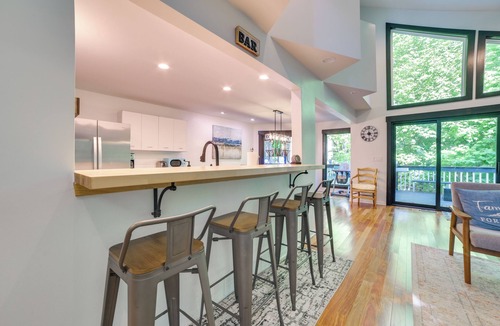 Birchwood Farms Cottage | 10 Mi to Nubs Nob: Modern Retreat w/Fire Pit