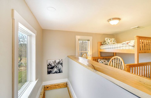 Rumford Point House | 10 Mi to Skiing: Historic Farmhouse in Maine!