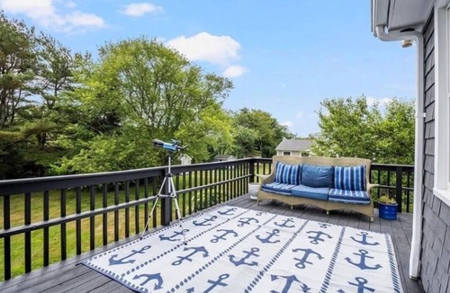 Matunuck House | 10-min walk to SK Town Beach/4 bed 2-bath home in Blackberry Hills neighborhood