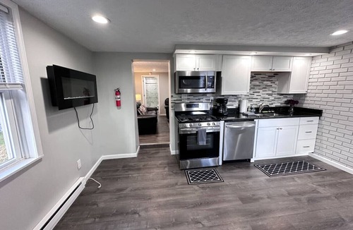 Pittsburgh House | 100% renovated House 8 minutes to downtown