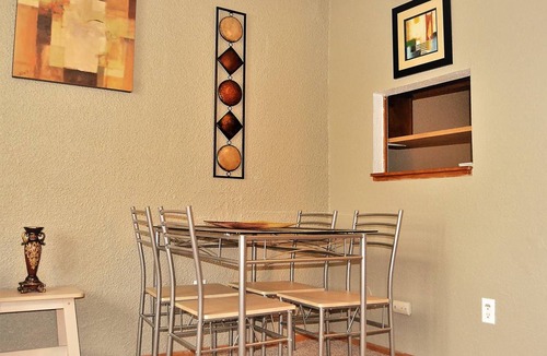 Grand Forks Apartment | 102 m² Apartment ∙ 2 bedrooms ∙ 4 guests