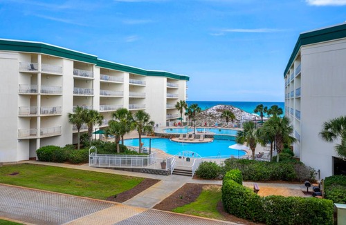 Seagrove Beach Apartment | 107 m² Apartment ∙ 2 bedrooms ∙ 6 guests