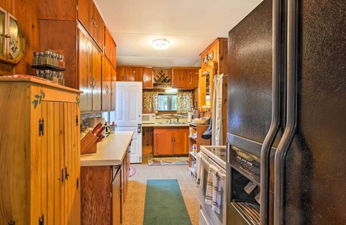 Lake George Cabin | 11 Mi to Snow Snake Ski! Lake House w/Boat Dock