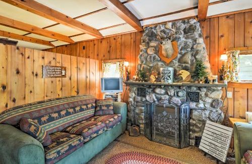 Lake George House | 11 Mi to Snow Snake Ski! Lake House w/Boat Dock
