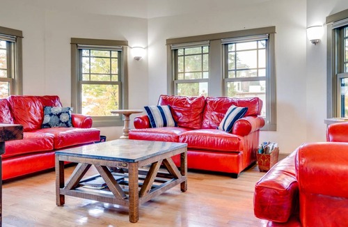 Chautauqua Condo | 113 m² Condo ∙ 4 bedrooms ∙ 6 guests