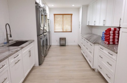 Paradise Valley Village House | 12 beds 6 bedrooms 3 masters Pickleball Putting green Heated Pool Hot Tub