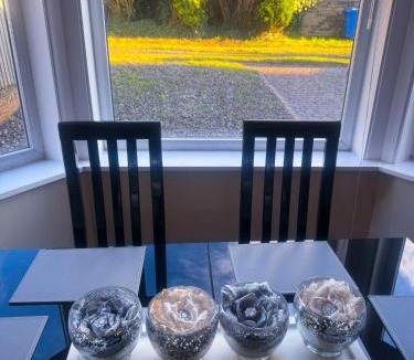 Arniston House | 12A-2 Stobhill Road
