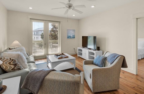 Seagrove Beach Apartment | 139 m² Apartment ∙ 3 bedrooms ∙ 6 guests