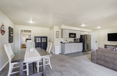 Fountain House | 1415 Legend Oak - Basement