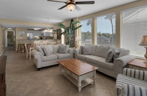 Seacrest Apartment | 149 m² Apartment ∙ 3 bedrooms ∙ 8 guests
