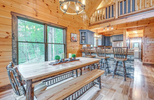 Logan Cottage | 15 Mi to Hocking Hills: Secluded Cabin w/Hot Tub